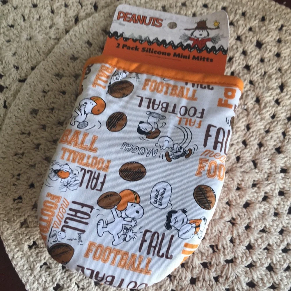 Peanuts brand new